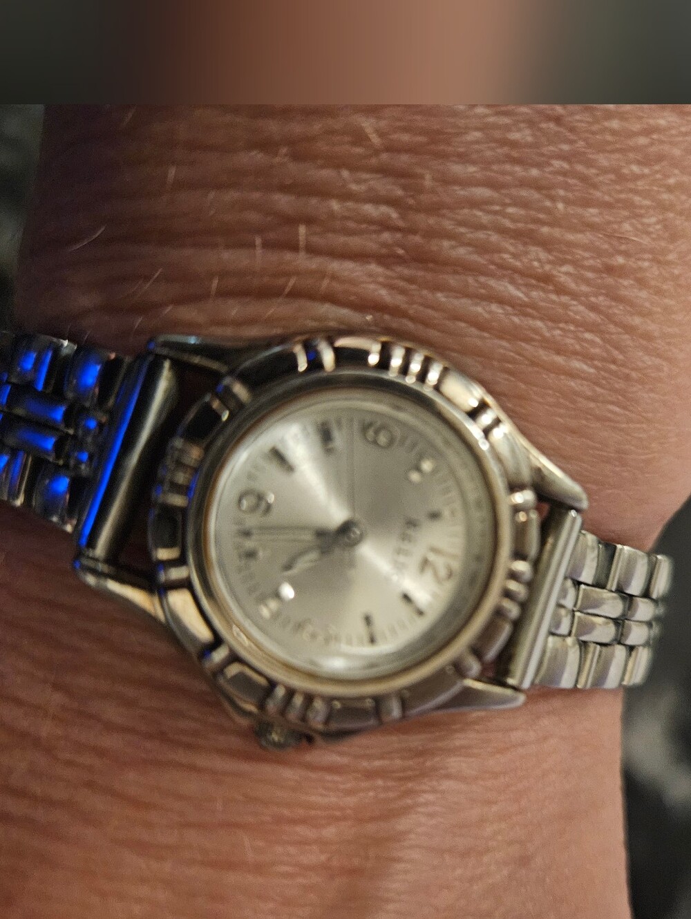 Relic by Fossil Women's Silver-Tone Link Bracelet Watch ZR-33507 - New Battery!